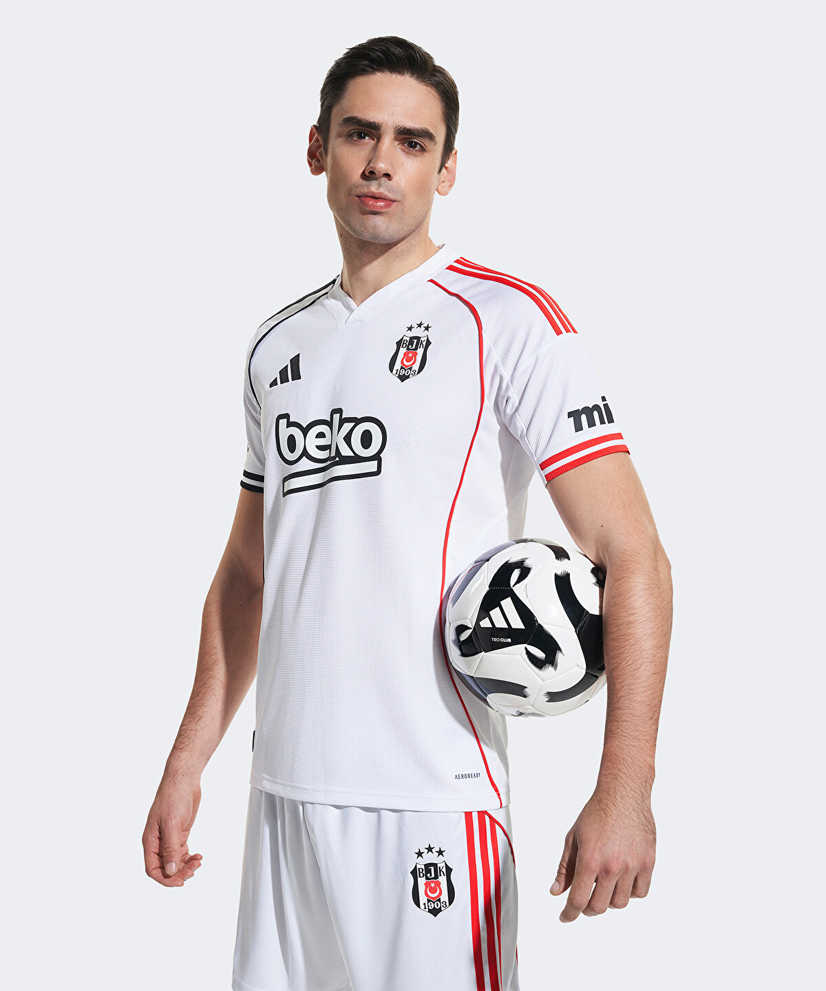 Beşiktaş 25/26 İç Saha Forma